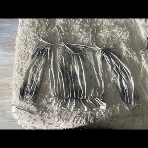 american eagle flowy shirt